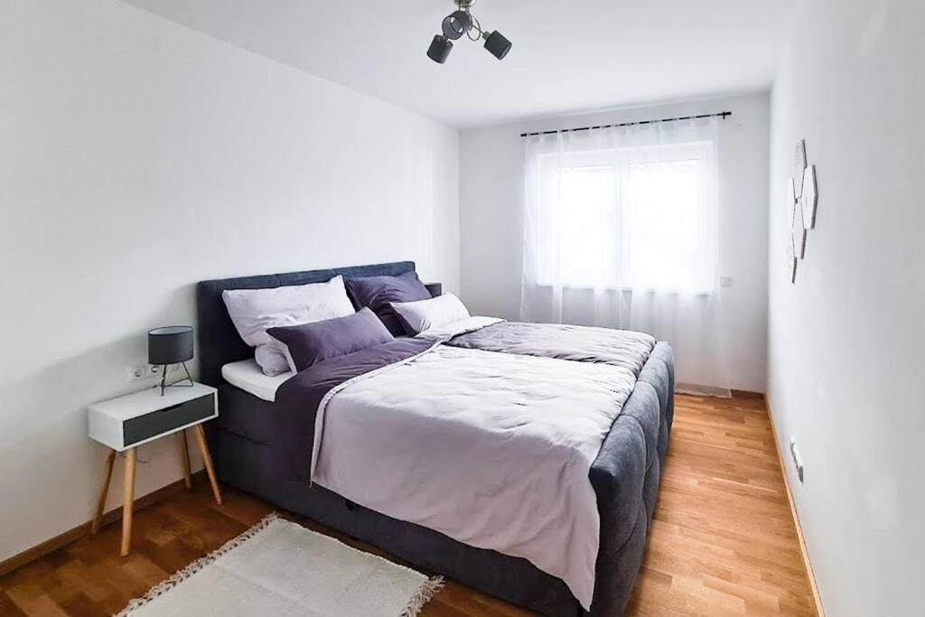 Friendship Suite Morbisch am See Bagian luar foto