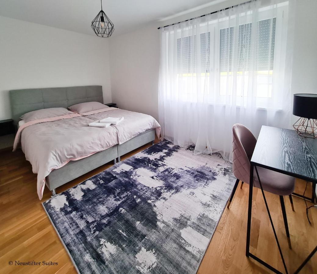 Friendship Suite Morbisch am See Bagian luar foto